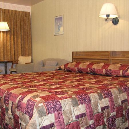 Motel St Moritz Sainte-Agathe-des-Monts Eksteriør billede